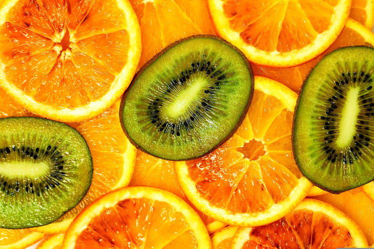 orange-kiwi-alimentation-saine-vitamine